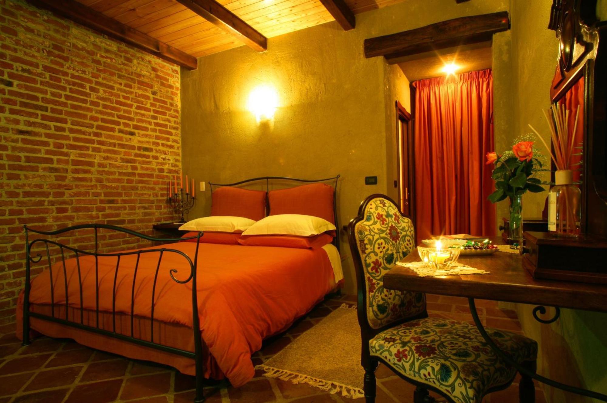 Le Soleil Villa Vigone Стая снимка